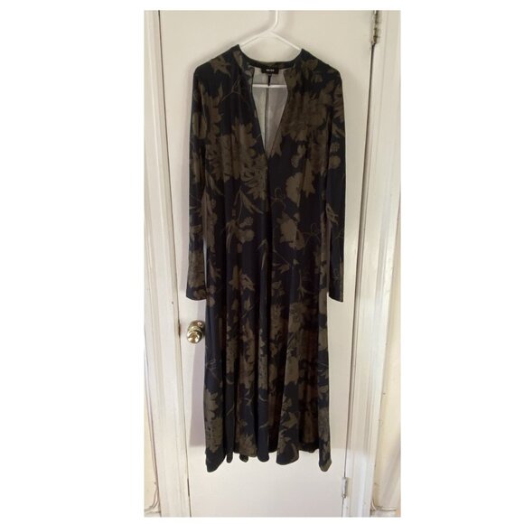 Me + Em Zip-Front Floral Fit and Flare Maxi Dress, Black and Green, size 12 - Picture 3 of 7